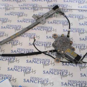 MOTOR ELEVALUNAS DELANTERO DERECHO AUDI 100 BERLINA (C4) 2.2 20V Turbo