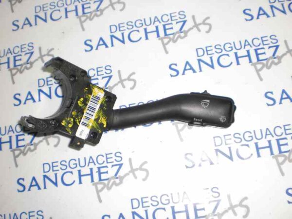MANDO LIMPIA VOLKSWAGEN PASSAT BERLINA (3B2) 1.6 - Imagen 2