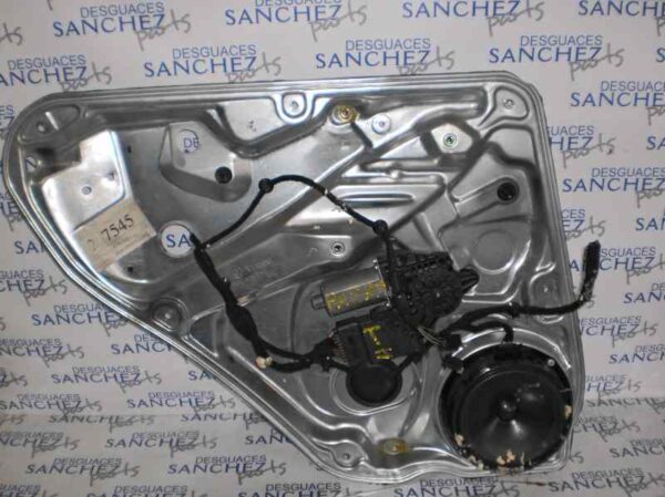 MOTOR ELEVALUNAS TRASERO IZQUIERDO VOLKSWAGEN PASSAT BERLINA (3B2) *
