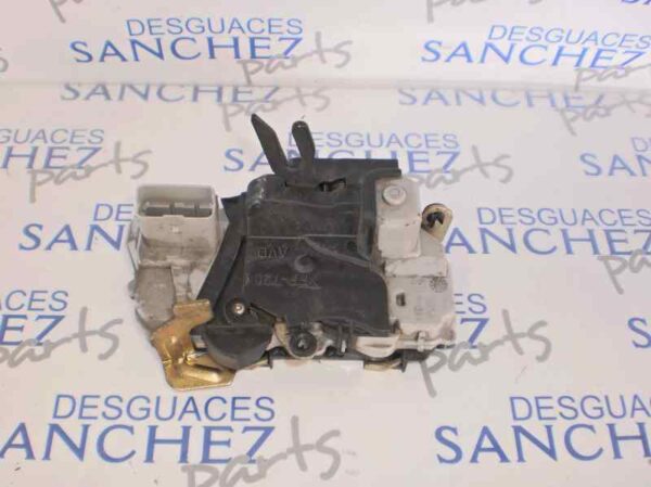 CERRADURA PUERTA TRASERA IZQUIERDA BMW SERIE 3 TOURING (E46) 2.0 Diesel CAT