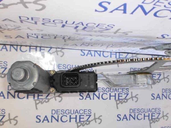 MOTOR ELEVALUNAS DELANTERO IZQUIERDO OPEL ASTRA G COUPÃ *