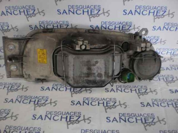FARO DERECHO FORD FIESTA BERLINA *