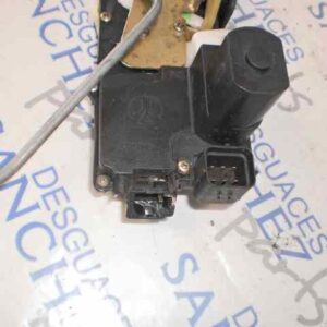 CERRADURA PUERTA DELANTERA DERECHA MG ROVER SERIE 800 (RS) *