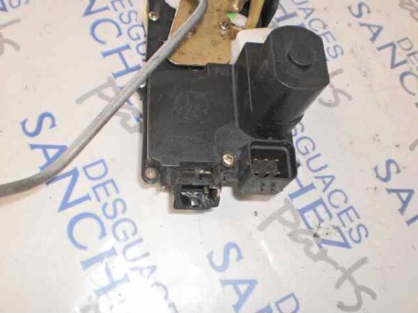 CERRADURA PUERTA DELANTERA DERECHA MG ROVER SERIE 800 (RS) *