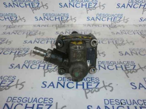 BOMBA DIRECCION VOLKSWAGEN PASSAT BERLINA (3B2) 1.8 - Imagen 2
