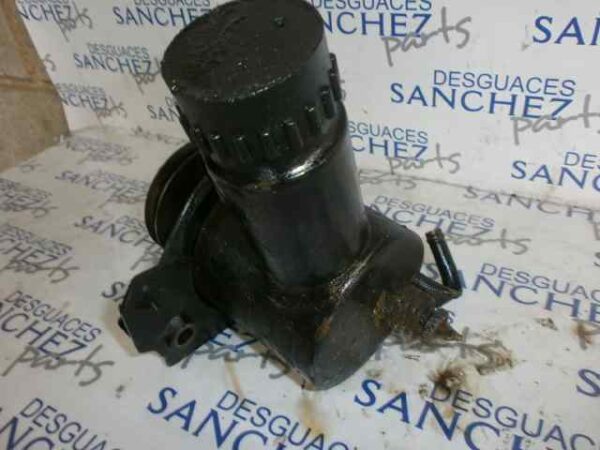 BOMBA SERVODIRECCION PEUGEOT 205 BERLINA 1.8 Diesel - Imagen 2