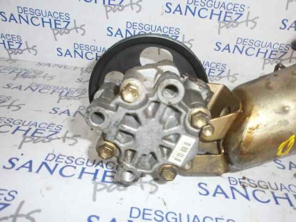 BOMBA DIRECCION TOYOTA YARIS (NCP1/NLP1/SCP1) 1.4 Turbodiesel CAT
