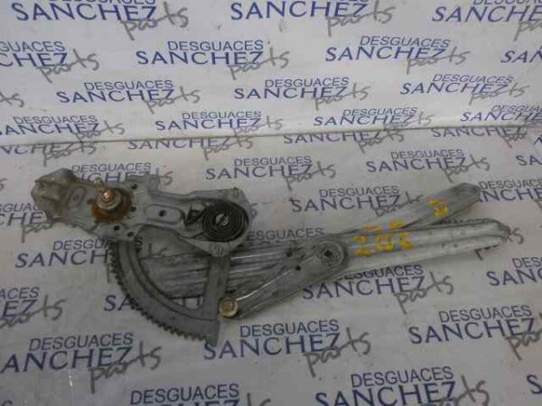 ELEVALUNAS DELANTERO DERECHO PEUGEOT 205 BERLINA *