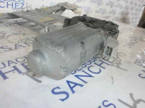 MOTOR ELEVALUNAS TRASERO DERECHO CITROEN XSARA BERLINA 1.4 - Imagen 2