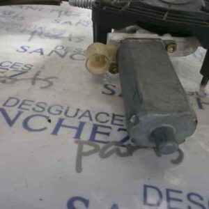 MOTOR ELEVALUNAS DELANTERO DERECHO RENAULT CLIO II FASE II (B/CB0) 1.5 dCi Diesel