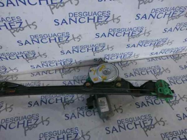 MOTOR ELEVALUNAS DELANTERO IZQUIERDO FIAT PUNTO BERLINA (188) 1.3 JTD CAT