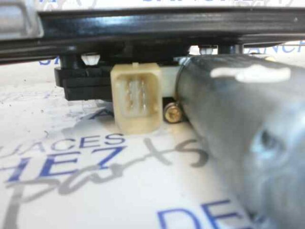 MOTOR ELEVALUNAS TRASERO IZQUIERDO MERCEDES CLASE C (W203) BERLINA 2.2 CDI CAT