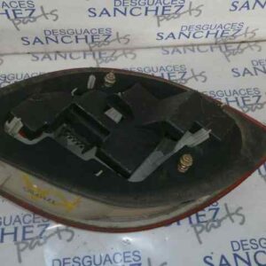 PILOTO TRASERO IZQUIERDO FORD KA (CCQ) *