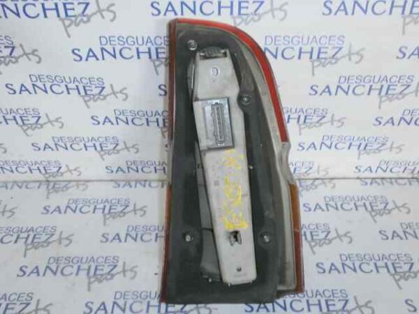 PILOTO TRASERO IZQUIERDO FORD ESCORT  BERLINA/TURNIER 1.8 Diesel - Imagen 2