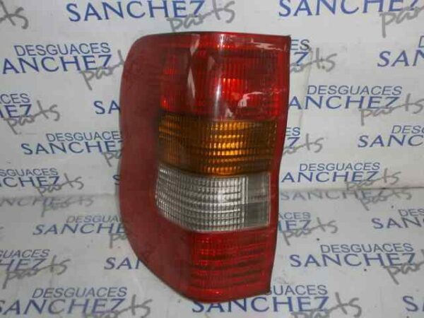 PILOTO TRASERO IZQUIERDO OPEL COMBO (CORSA B) *