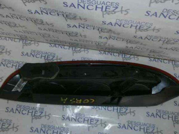 PILOTO TRASERO DERECHO OPEL CORSA C 1.4 16V - Imagen 2