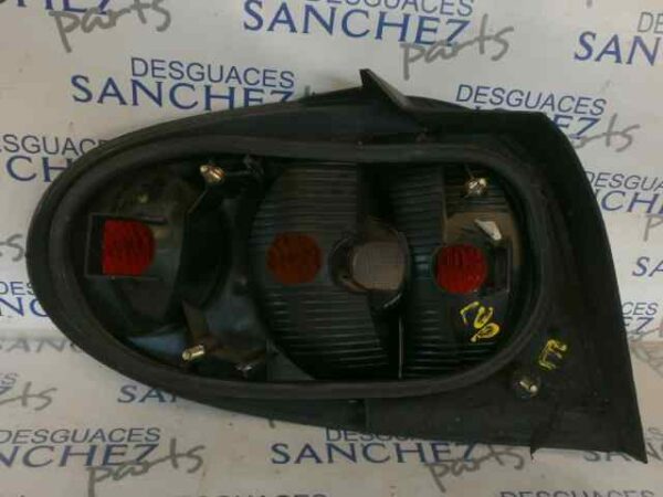 PILOTO TRASERO DERECHO RENAULT MEGANE I COACH/COUPE (DA0) 1.9 dTi Diesel CAT