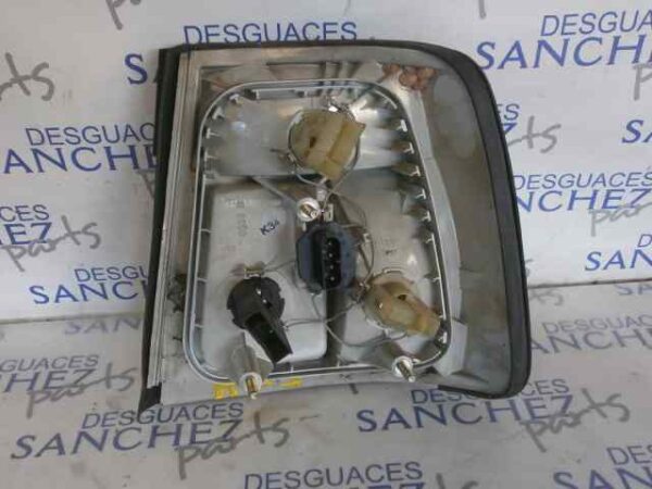 PILOTO TRASERO IZQUIERDO BMW SERIE 5 TOURING (E34) 2.5 24V - Imagen 2