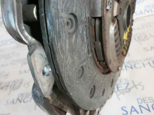 KIT EMBRAGUE KIA SORENTO 2.5 CRDi CAT - Imagen 2