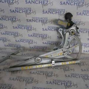 MOTOR ELEVALUNAS DELANTERO DERECHO TOYOTA LAND CRUISER (J12) *