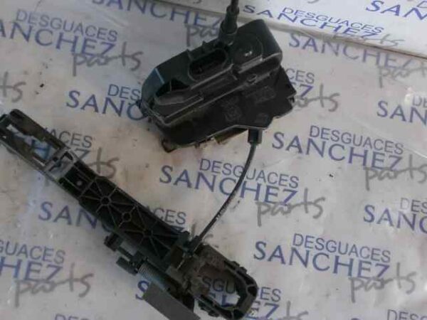 CERRADURA PUERTA TRASERA IZQUIERDA NISSAN PRIMERA BERLINA (P12) 2.2 16V Turbodiesel CAT