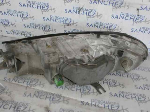FARO IZQUIERDO FORD MONDEO FAMILIAR (GD) *