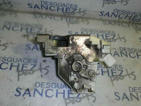 CERRADURA PUERTA DELANTERA DERECHA FORD FOCUS BERLINA (CAK) 1.8 TDDI Turbodiesel CAT - Imagen 2