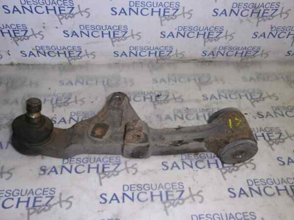 BRAZO SUSPENSION SUPERIOR DELANTERO DERECHO KIA CARNIVAL *