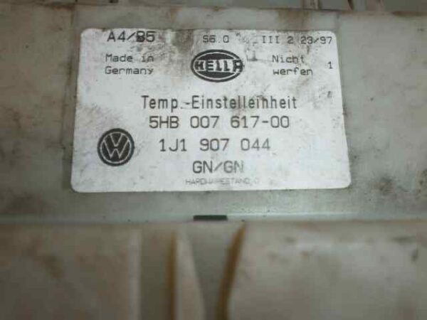 MANDO CLIMATIZADOR VOLKSWAGEN PASSAT BERLINA (3A2) 1.9 TDI - Imagen 3