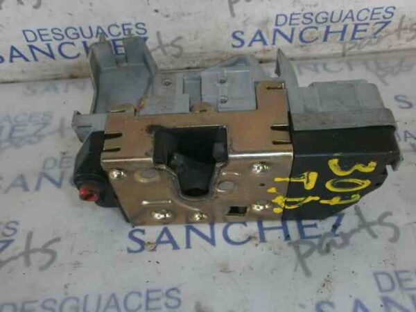 CERRADURA PUERTA TRASERA DERECHA PEUGEOT 307 BERLINA (S2) 1.6 16V CAT