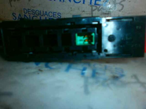 PRETENSOR AIRBAG DERECHO OPEL CORSA C 1.7 16V DI CAT (Y 17 DTL / LK8)