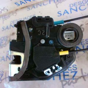 CERRADURA PUERTA TRASERA DERECHA TOYOTA RAV 4 (A3) *