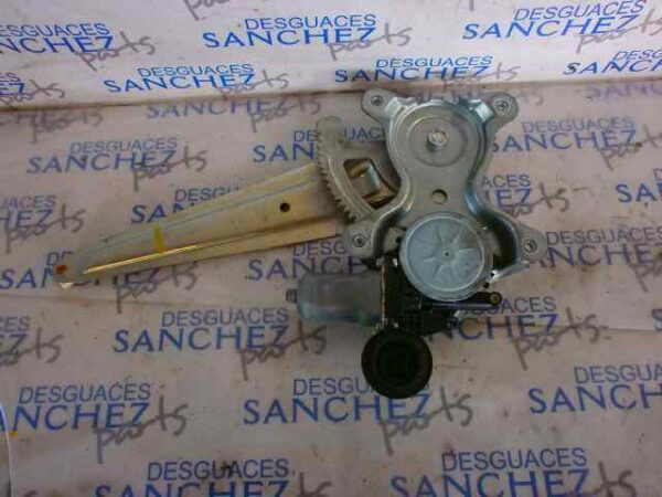 MOTOR ELEVALUNAS TRASERO IZQUIERDO TOYOTA RAV 4 (A3) *