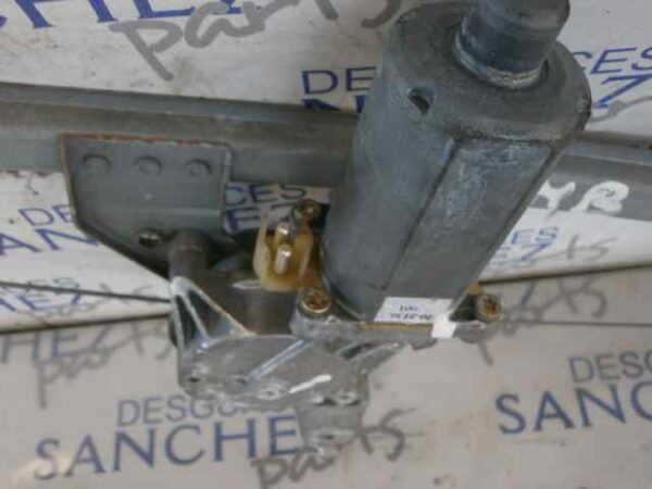 MOTOR ELEVALUNAS TRASERO DERECHO MERCEDES-BENZ BM SERIE 202 BERLINA 2.0 16V CAT