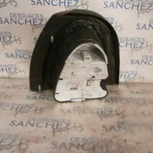 PILOTO TRASERO DERECHO NISSAN SUNNY BERLINA (N14) *