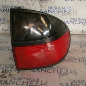 PILOTO TRASERO DERECHO RENAULT LAGUNA (B56) 1.8 CAT