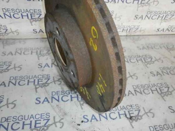 DISCO FRENO DELANTERO TOYOTA YARIS (NCP1/NLP1/SCP1) 1.4 Turbodiesel CAT - Imagen 2