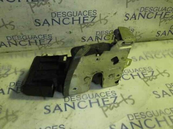 CERRADURA PUERTA TRASERA DERECHA BMW SERIE 5 TOURING (E39) 2.5 24V Turbodiesel CAT - Imagen 2