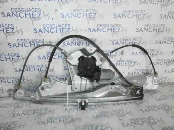MOTOR ELEVALUNAS DELANTERO DERECHO RENAULT CLIO III 1.2
