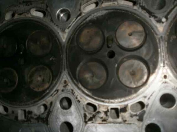 CULATA BMW SERIE 3 BERLINA (E46) 2.0 16V Diesel CAT - Imagen 3