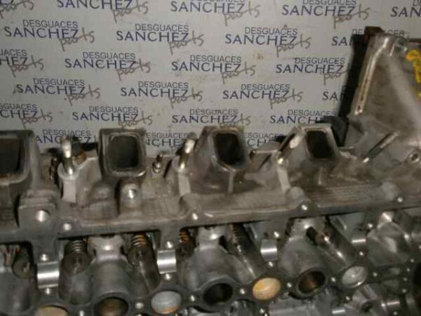 CULATA BMW SERIE 3 BERLINA (E46) 2.0 16V Diesel CAT - Imagen 2