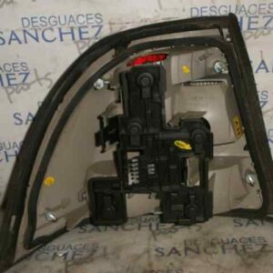 PILOTO TRASERO DERECHO OPEL VECTRA B BERLINA *