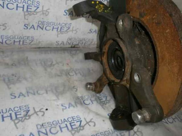 MANGUETA DELANTERA DERECHA NISSAN TERRANO/TERRANO II (R20) 2.7 Turbodiesel - Imagen 2