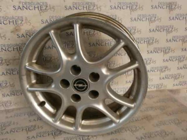 LLANTA OPEL OMEGA B *