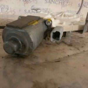 MOTOR ELEVALUNAS DELANTERO DERECHO NISSAN MICRA (K12E) *