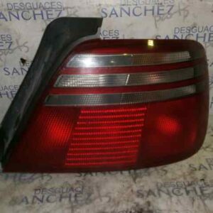 PILOTO TRASERO DERECHO HONDA ACCORD BERLINA (CG7-9/CH1-7) 2.0 16V CAT