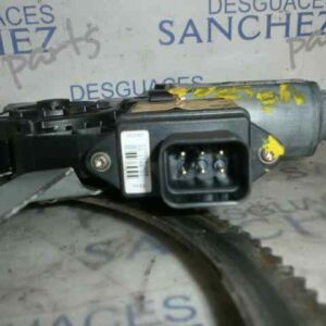 MOTOR ELEVALUNAS DELANTERO DERECHO OPEL VECTRA B BERLINA *