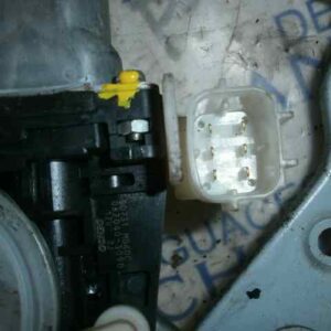 MOTOR ELEVALUNAS DELANTERO DERECHO RENAULT MASTER II PHASE 2 COMBI 2.5 dCi Diesel CAT
