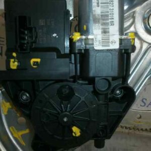 MOTOR ELEVALUNAS TRASERO IZQUIERDO RENAULT SCENIC III 1.5 dCi Diesel
