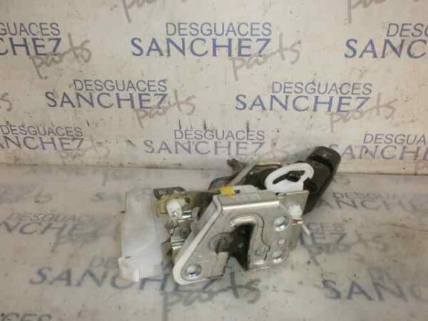 CERRADURA PUERTA DELANTERA DERECHA PEUGEOT 107 1.0 CAT (384F) - Imagen 2